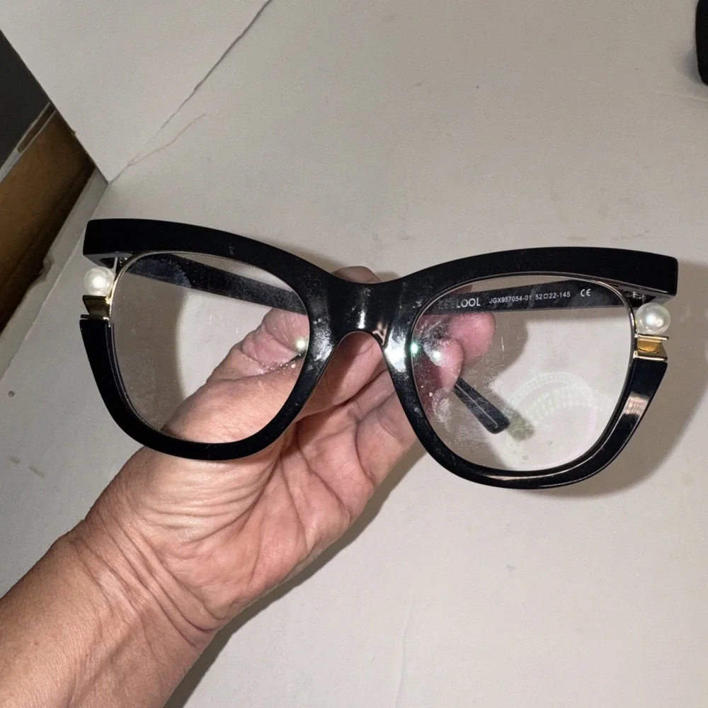 Black Cat Eye Full Rim Pearl Detail Eyeglass Frames for Women Retro Chic